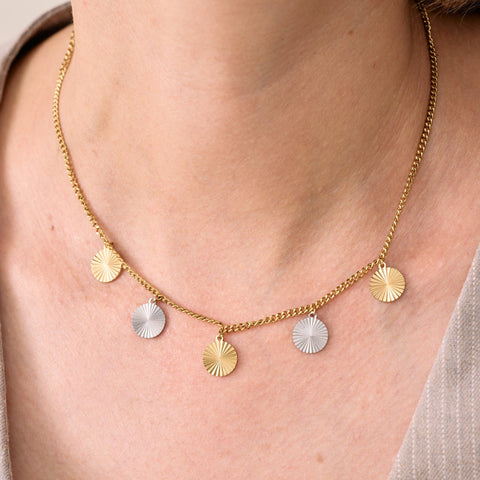 Collar Flare