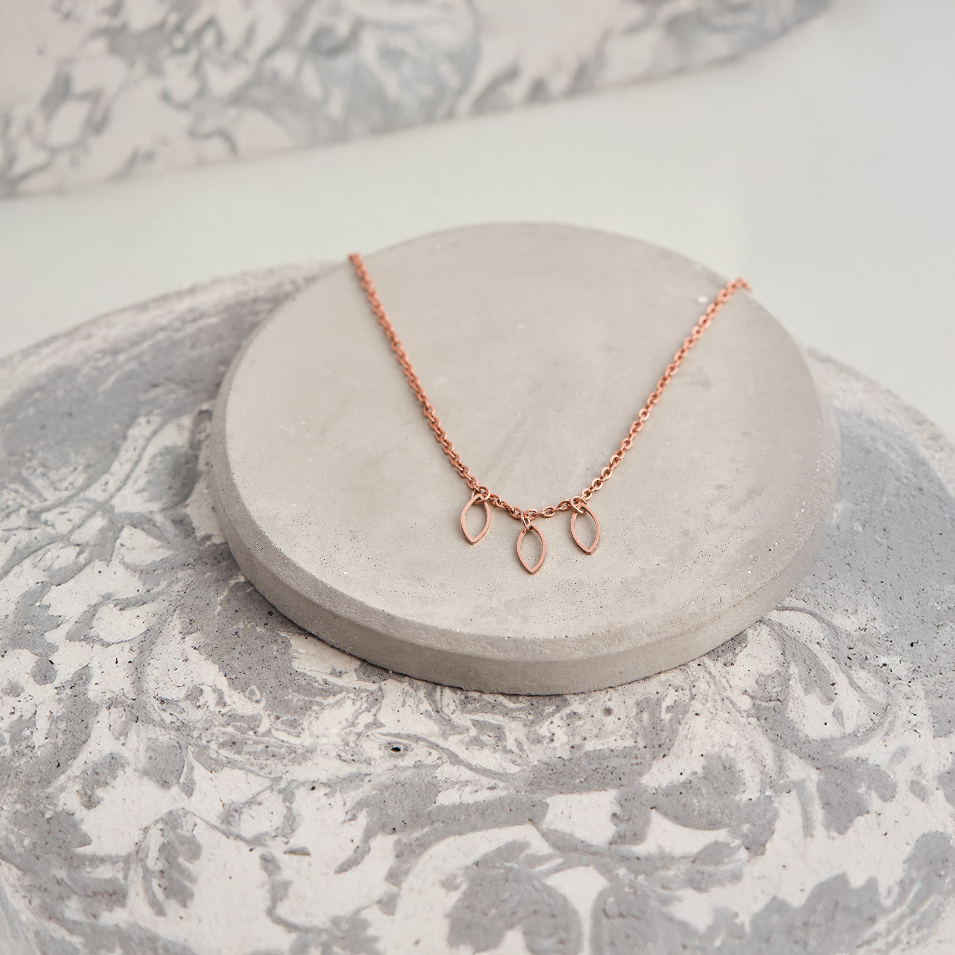 Choker Spring